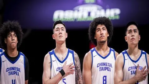 《中场风云突变：克罗斯直言皇马曼城控制力不足，英超客场战绩下滑之谜》