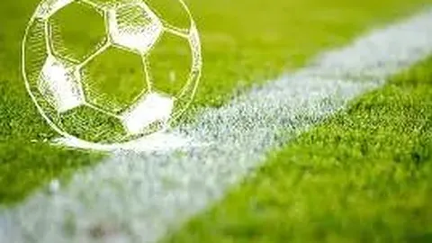 《邦马蒂心路历程：揭秘童年足球歧视，勇敢女孩球场逐梦记》